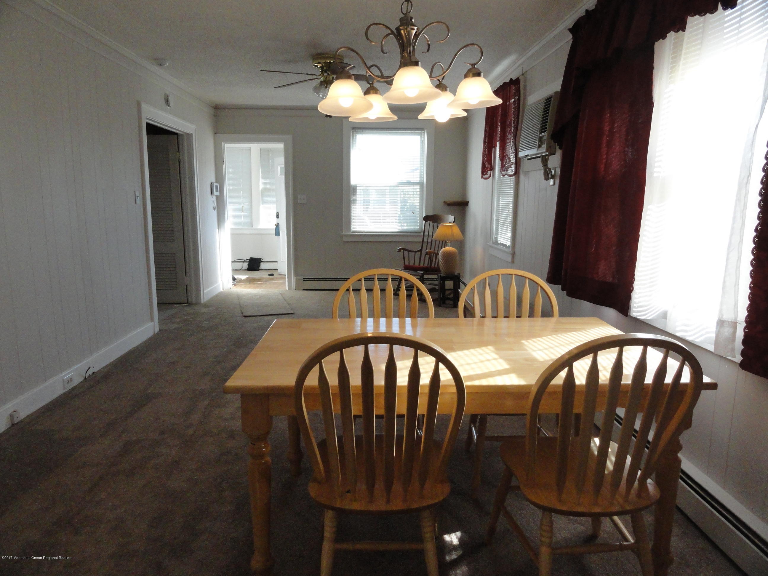 77 Reeger Avenue Hamilton, NJ 08610 - Photo 5 of 18 LR DR 3