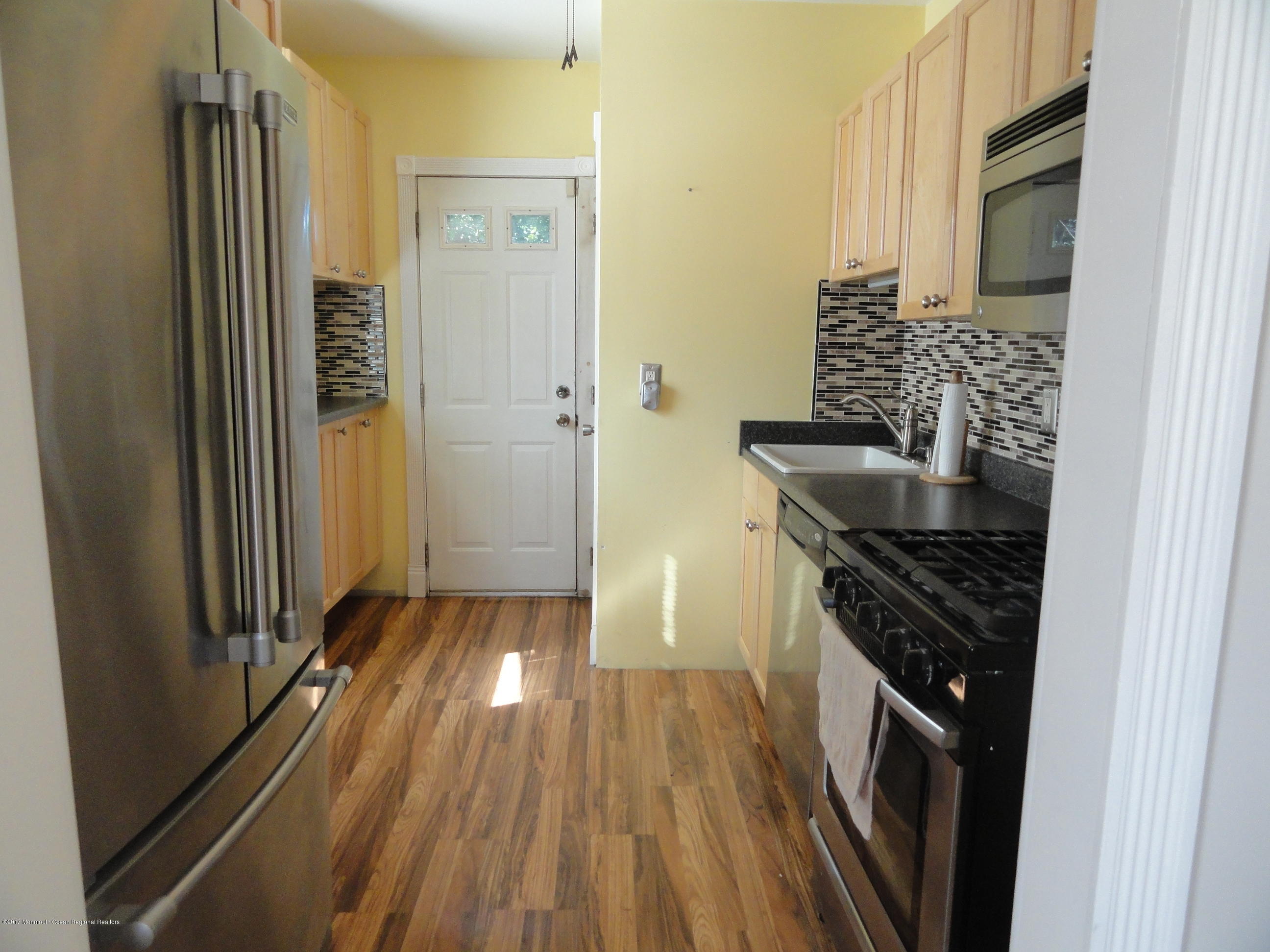 77 Reeger Avenue Hamilton, NJ 08610 - Photo 9 of 18 kitchen 7