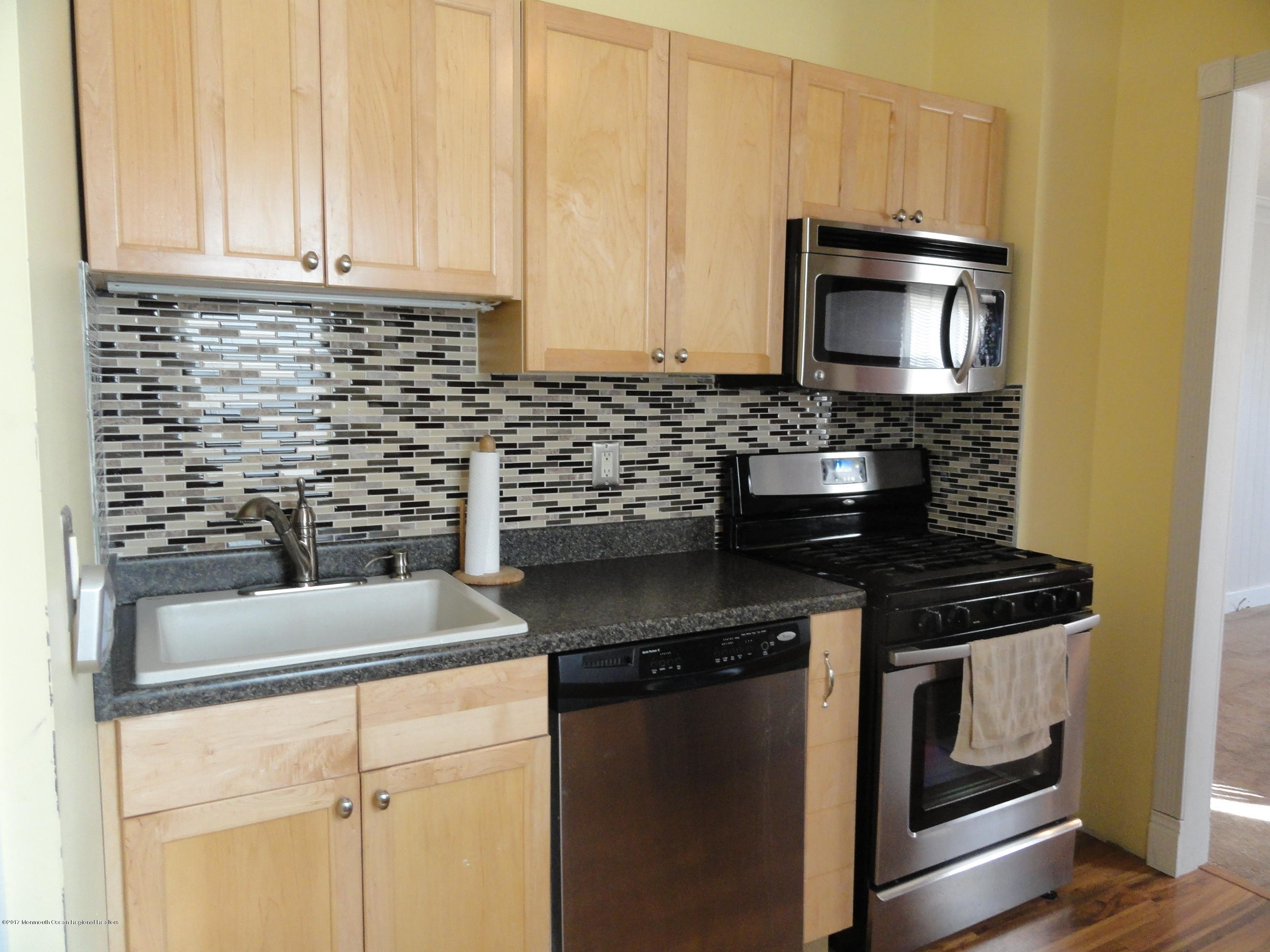 77 Reeger Avenue Hamilton, NJ 08610 - Photo 10 of 18 kitchen 4