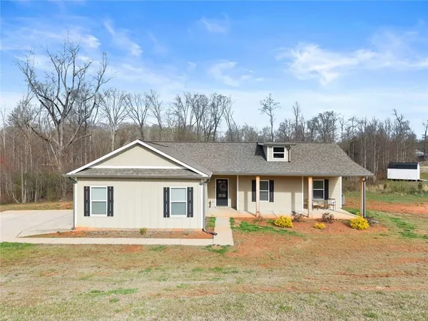 $355,000 | 188 Fairview Meadows Drive, Demorest, GA 30535