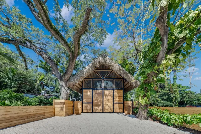 $4,450,000 | 1000 Northwest 9th Court, Miami, FL 33136