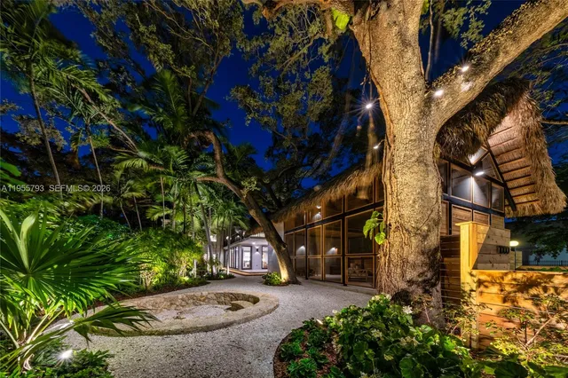 $4,450,000 | 1000 Northwest 9th Court, Miami, FL 33136