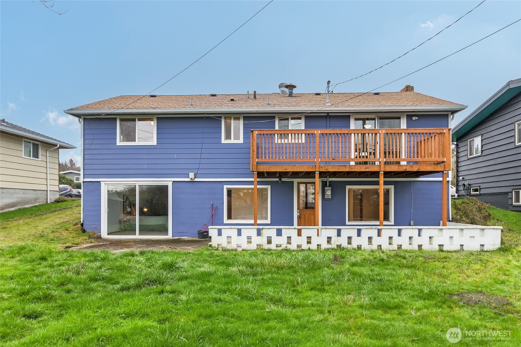 7716 South Mission Drive Seattle, WA 98178 - Photo 37 of 40