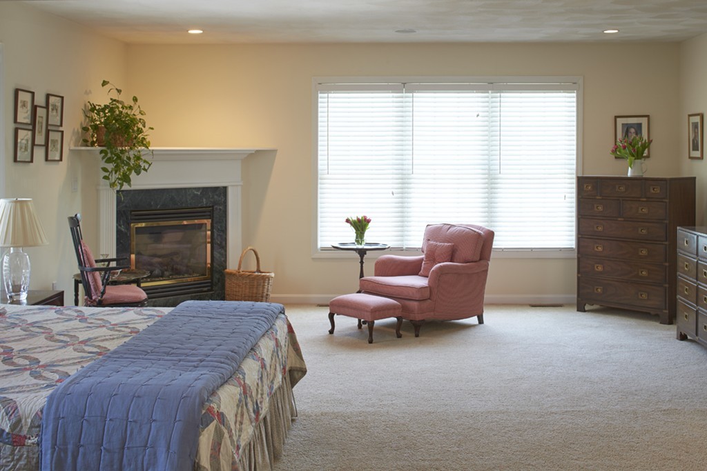 4 Crescent Road, Unit 4 Belmont, MA 02478 - Photo 6 of 12 Gallery Image 6