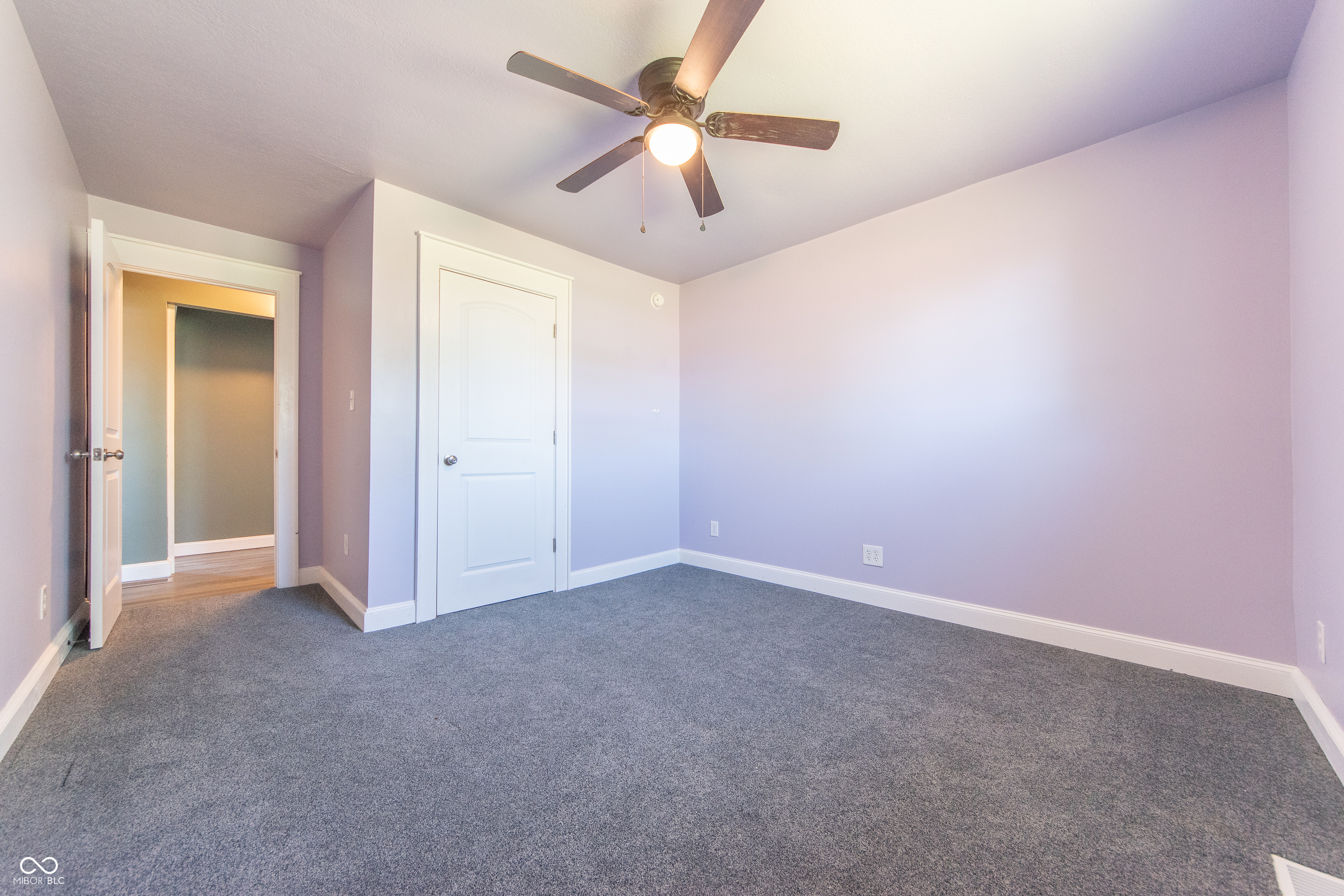 9636 Randal Street Columbus, IN 47203 - Photo 26 of 33