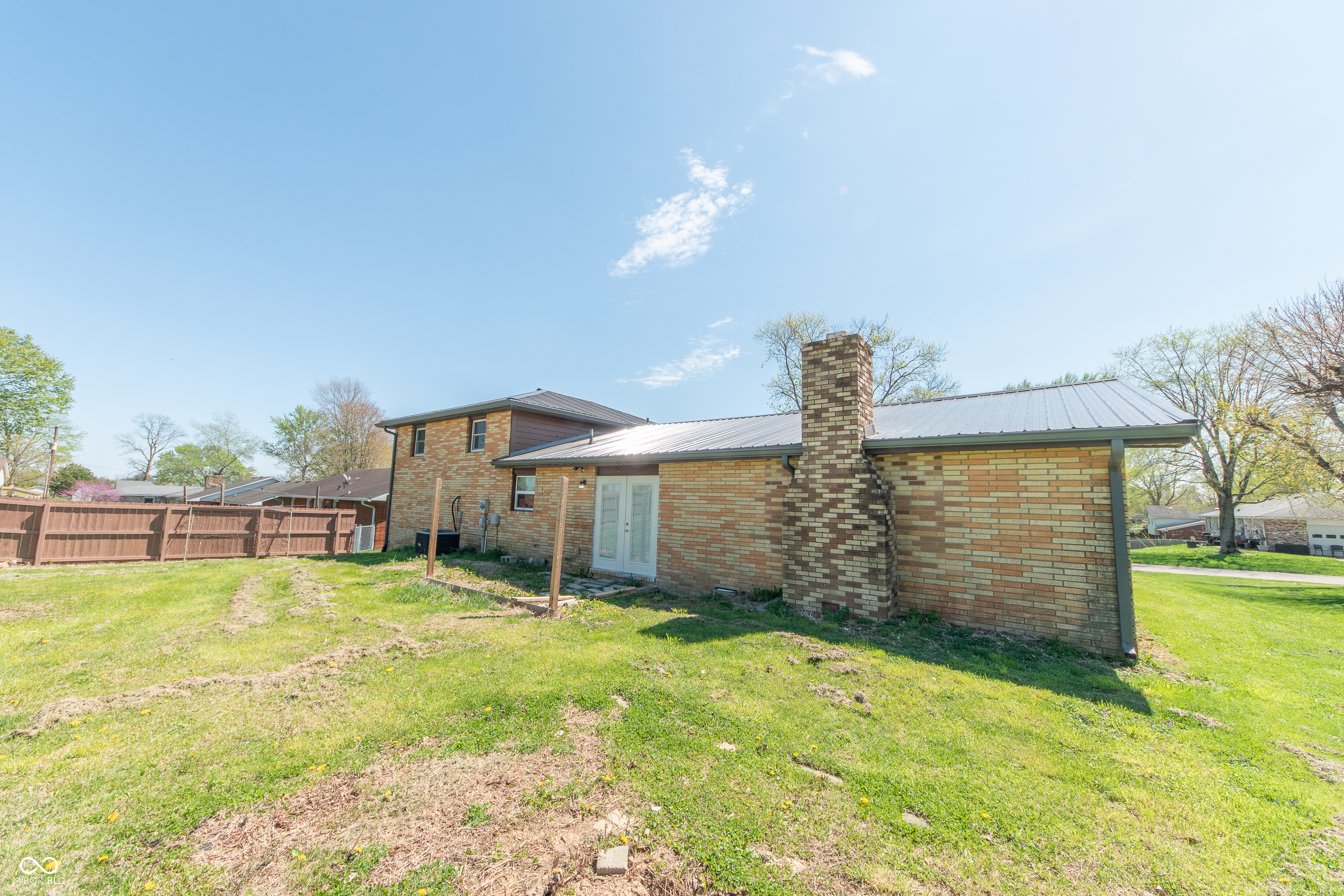 9636 Randal Street Columbus, IN 47203 - Photo 32 of 33