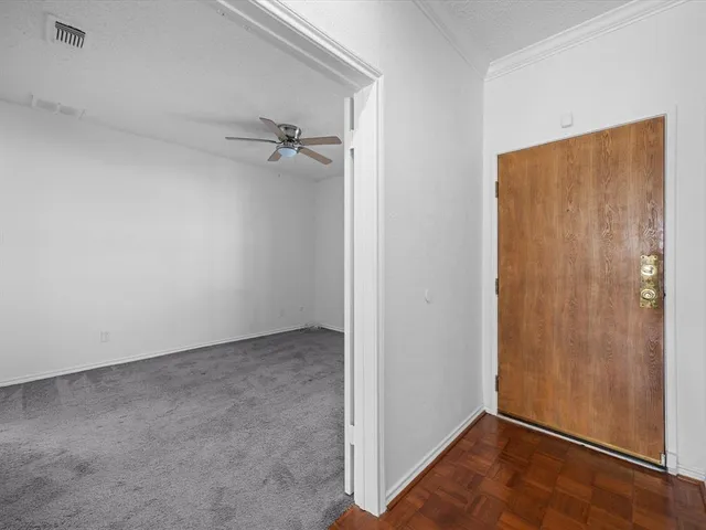 $1,700 | 5310 Keller Springs Road, Unit 332, Dallas, TX 75248