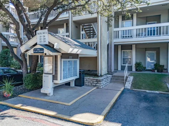 $1,700 | 5310 Keller Springs Road, Unit 332, Dallas, TX 75248