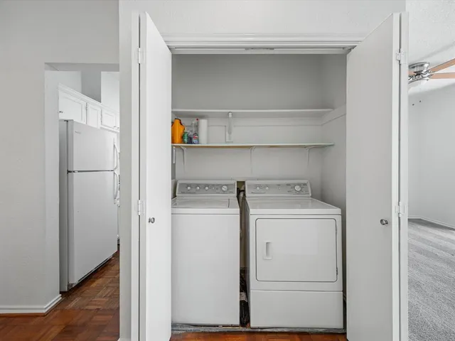 $1,700 | 5310 Keller Springs Road, Unit 332, Dallas, TX 75248