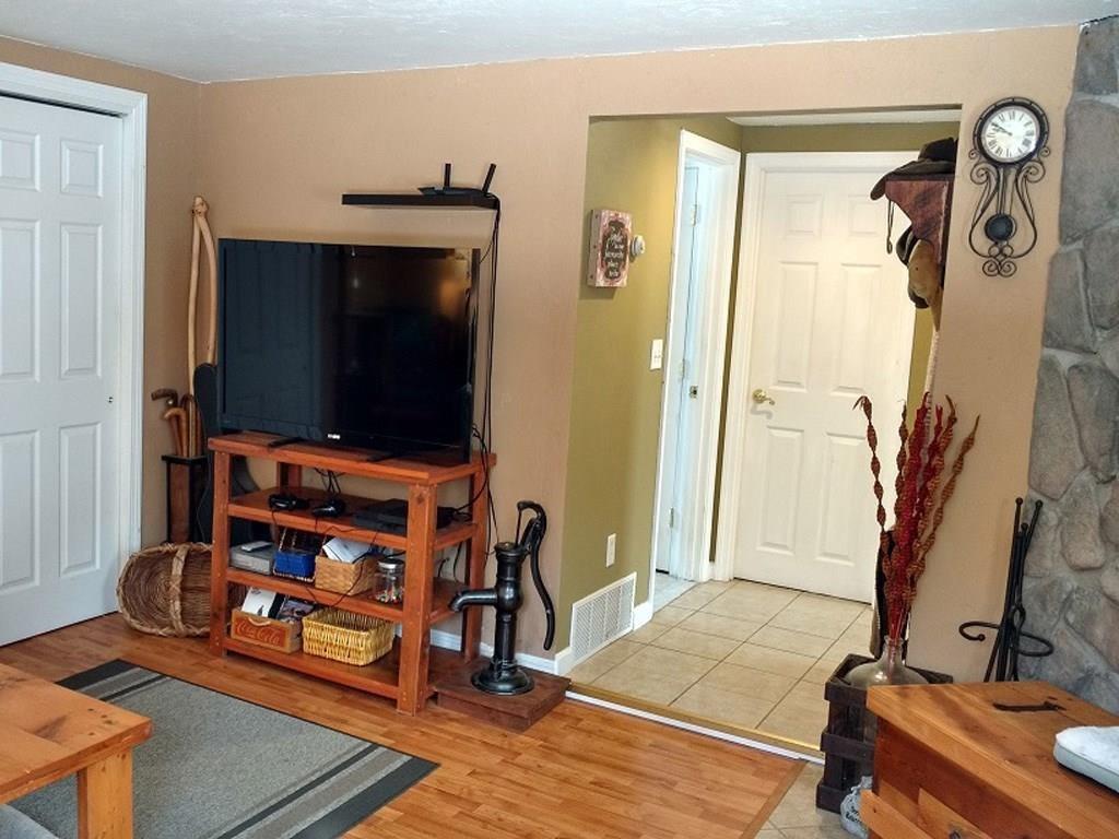435 Windsor Road China, ME 04358 - Photo 10 of 22 Living room