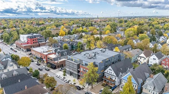 $2,450 | 1020 Elmwood Avenue, Unit 404, Buffalo, NY 14222