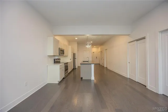 $2,450 | 1020 Elmwood Avenue, Unit 404, Buffalo, NY 14222