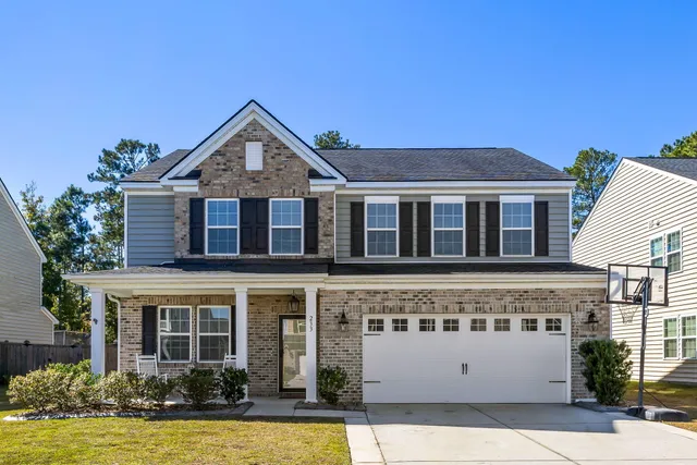 $415,000 | 233 Firewheel Court, Summerville, SC 29486