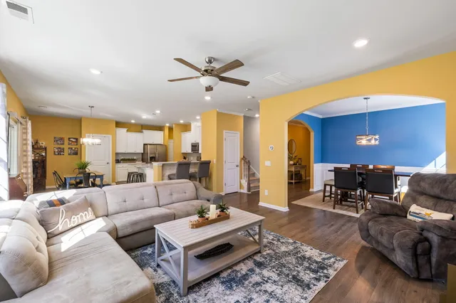 $415,000 | 233 Firewheel Court, Summerville, SC 29486