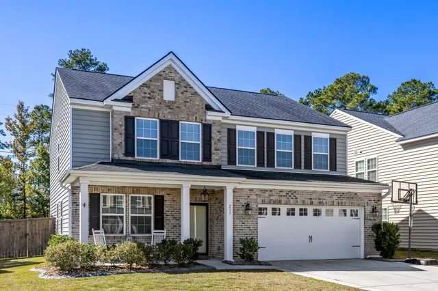 $415,000 | 233 Firewheel Court, Summerville, SC 29486