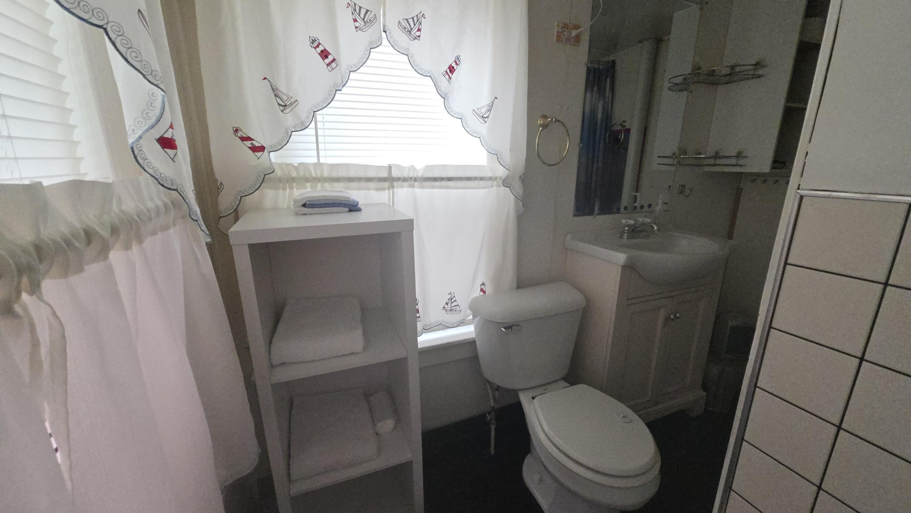 17 Marsh Road Belfast, ME 04915 - Photo 19 of 21 Bathroom View Three