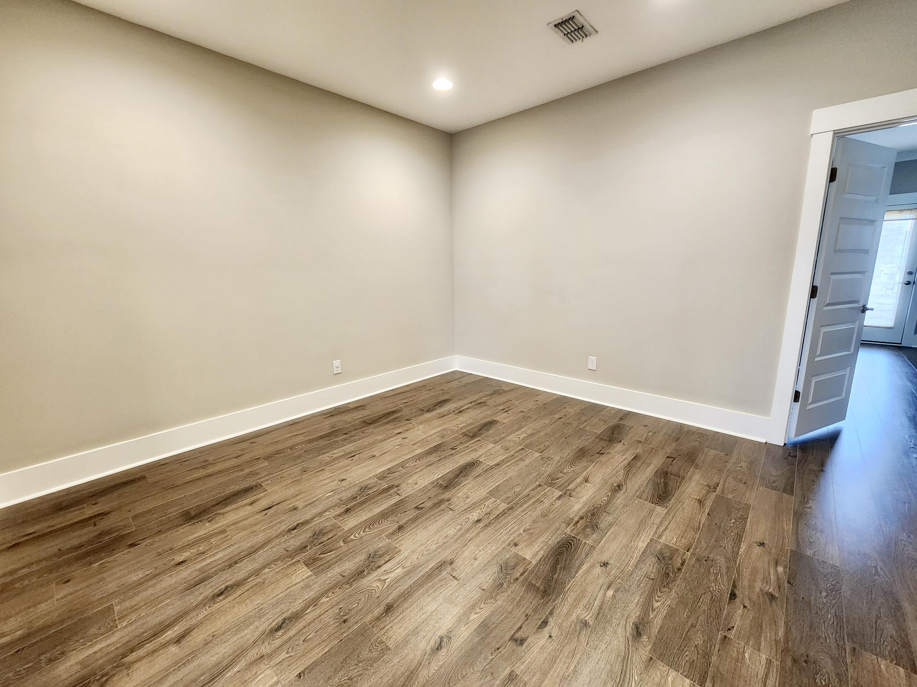 3132 Sturbridge Road Mount Pleasant, SC 29466 - Photo 17 of 32 20240710_104742