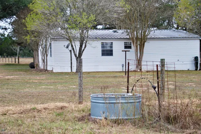 a view of outdoor space