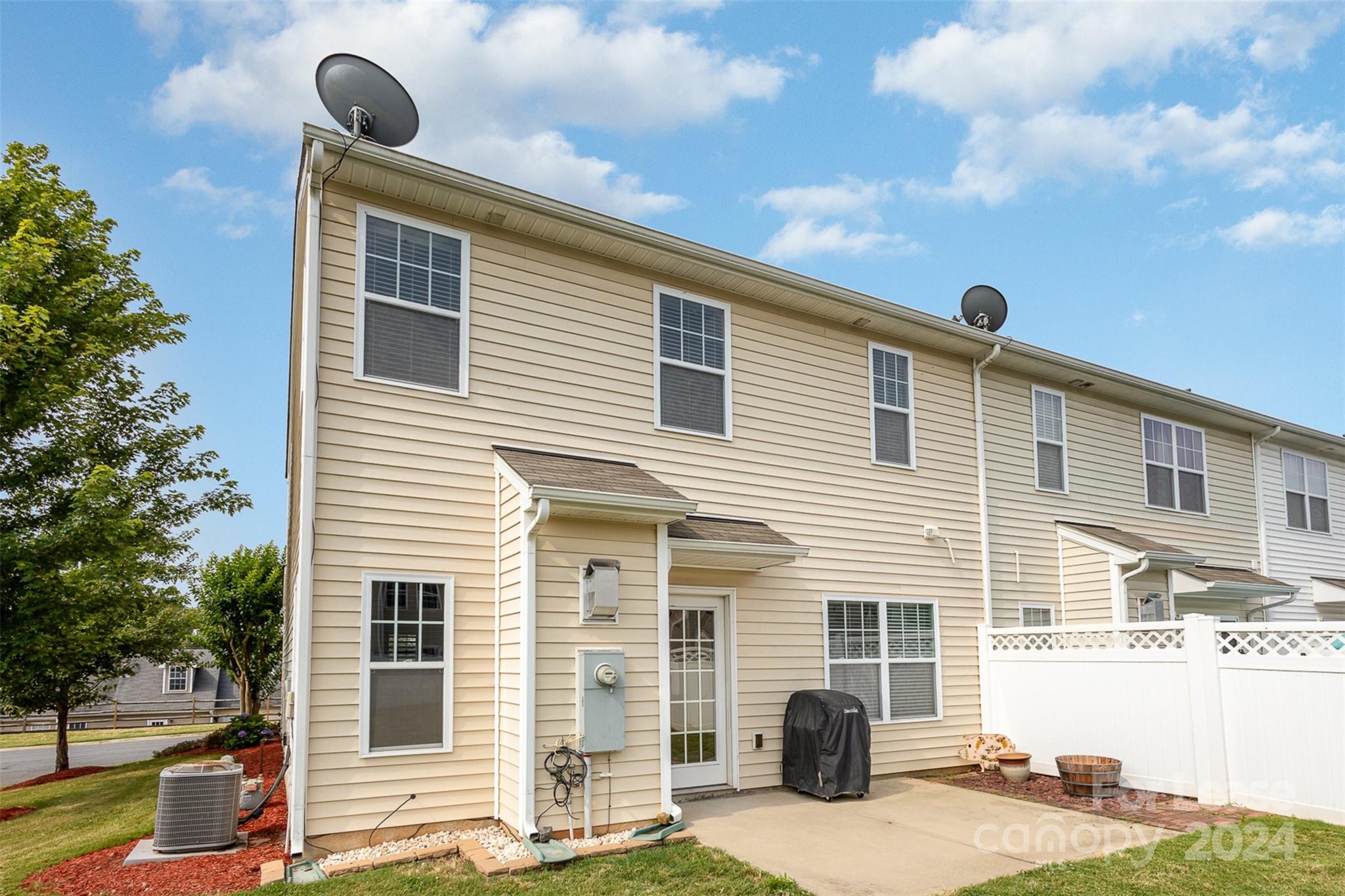 615 Old Mill Road Clover, SC 29710 - Photo 27 of 28