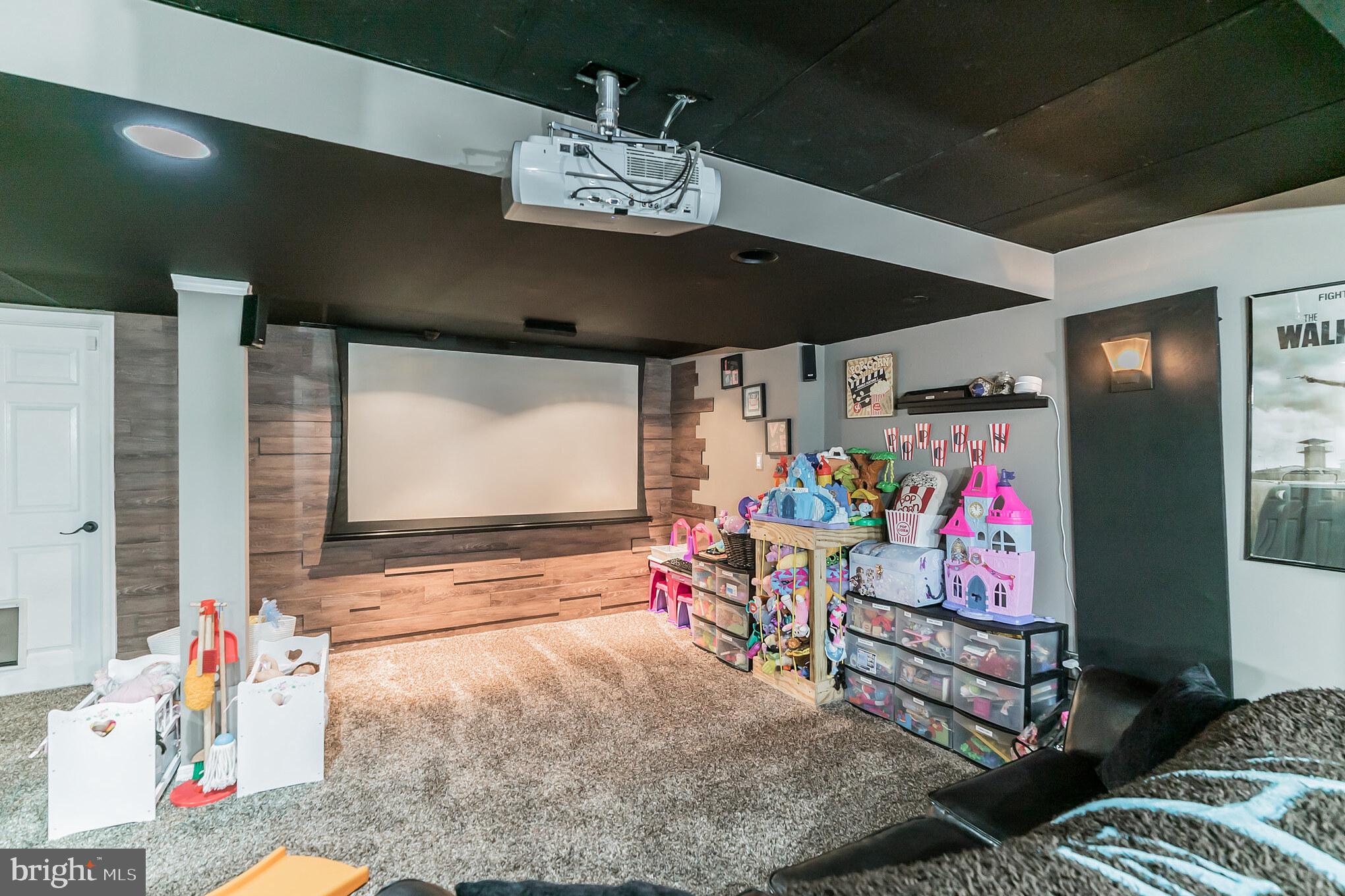 38-5 Cranberry Ridge Reading, PA 19606 - Photo 23 of 29 Family Room