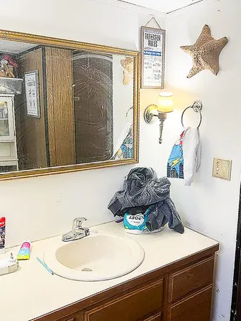 $75,000 | 1055 West Main Street, Mecosta, MI 49332
