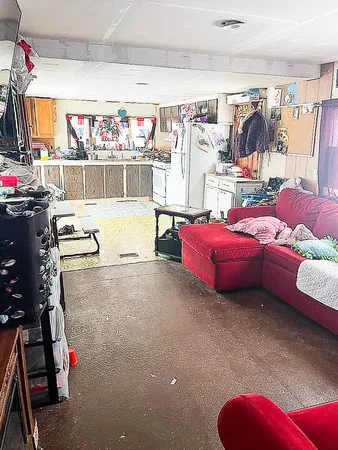 $75,000 | 1055 West Main Street, Mecosta, MI 49332