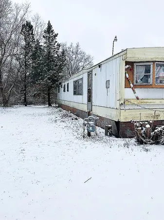 $75,000 | 1055 West Main Street, Mecosta, MI 49332