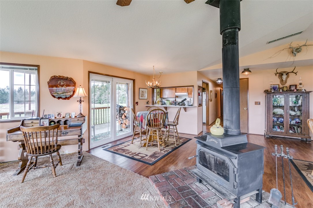 1644 West Courtney Road Port Angeles, WA 98363 - Photo 13 of 35