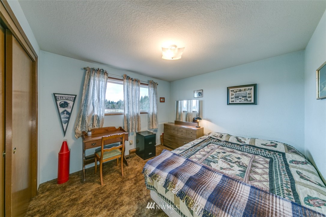 1644 West Courtney Road Port Angeles, WA 98363 - Photo 24 of 35