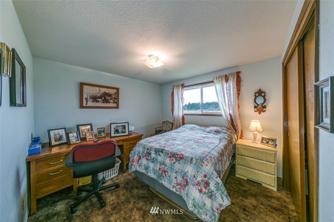 1644 West Courtney Road Port Angeles, WA 98363 - Photo 25 of 35