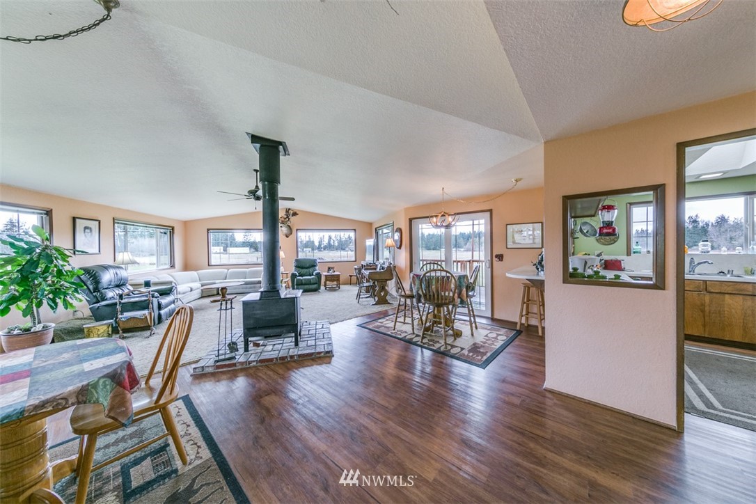 1644 West Courtney Road Port Angeles, WA 98363 - Photo 8 of 35