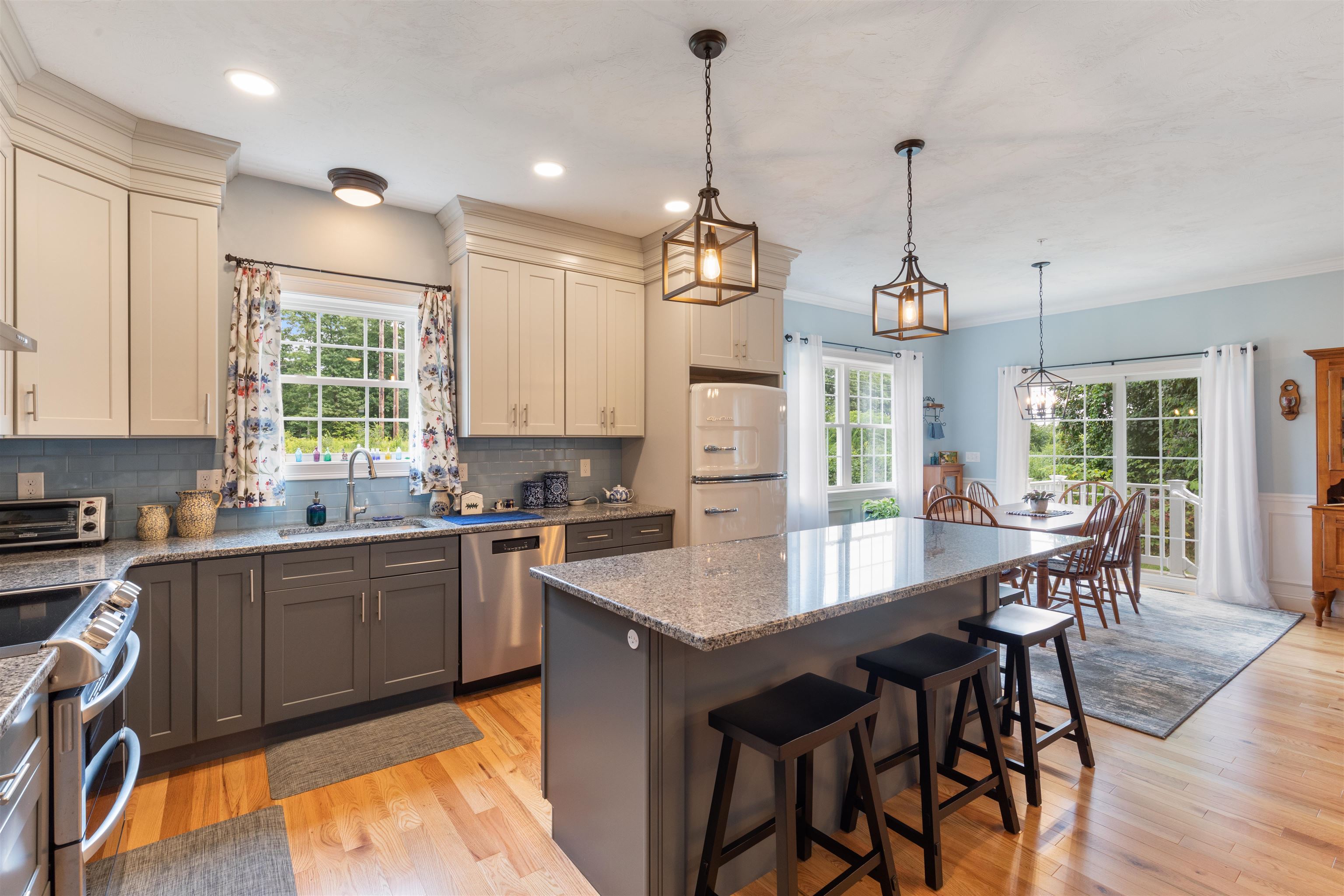 10 Paton Road Shrewsbury, MA 01545 - Photo 5 of 33 Gallery Image 5