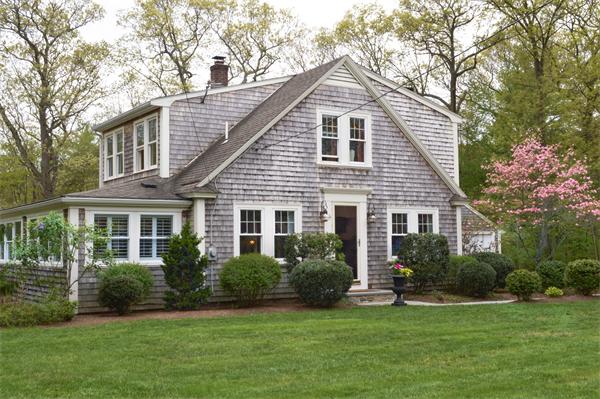 140 Deanville Road Attleboro, MA 02703 - Photo 1 of 24 Gallery Image 1