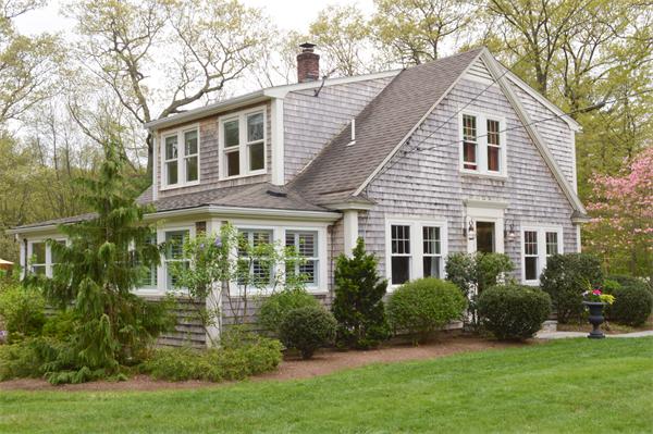 140 Deanville Road Attleboro, MA 02703 - Photo 3 of 24 Gallery Image 3