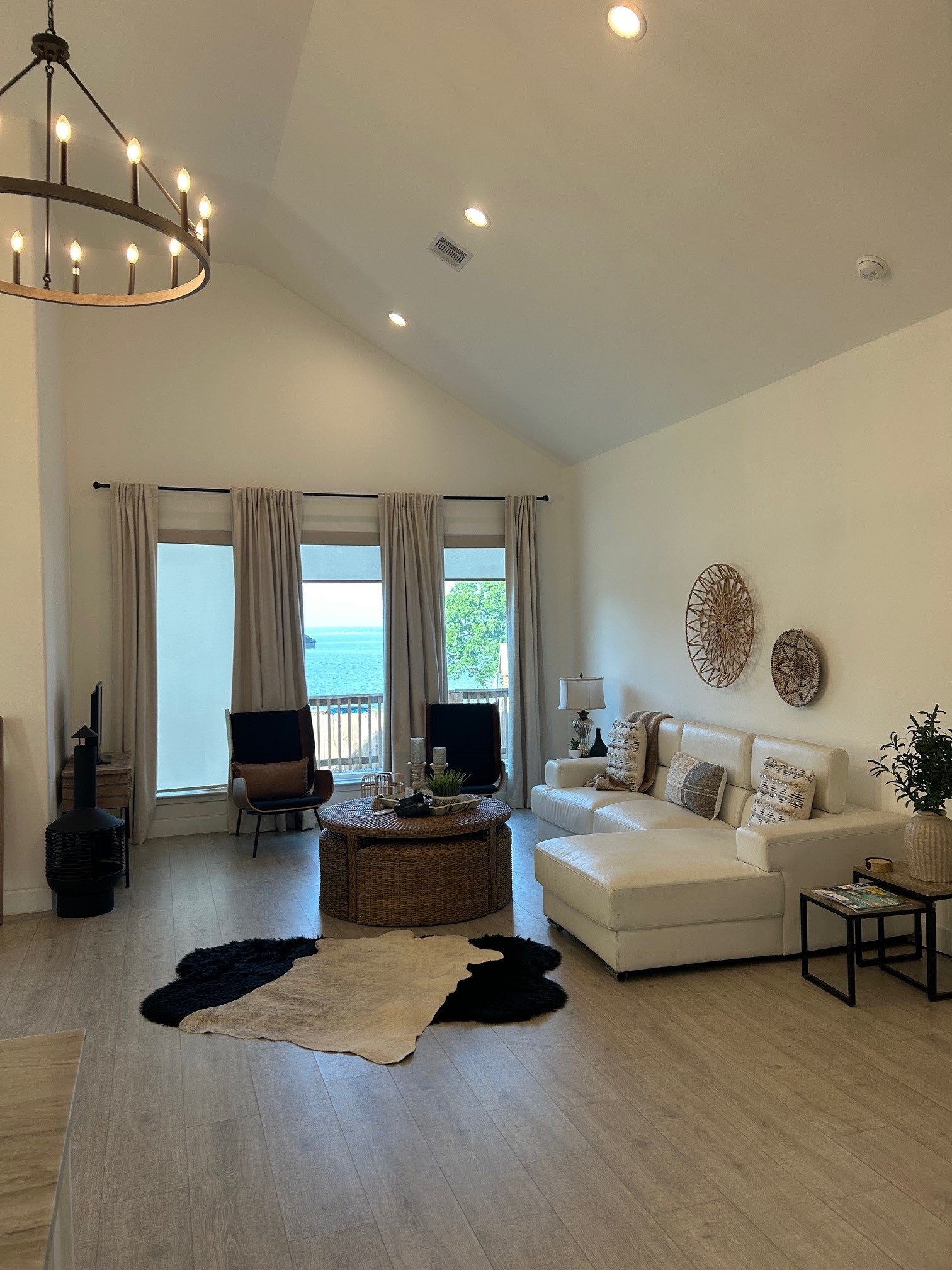 646 Echo Lane Livingston, TX 77351 - Photo 12 of 30 a bedroom with furniture and a large window