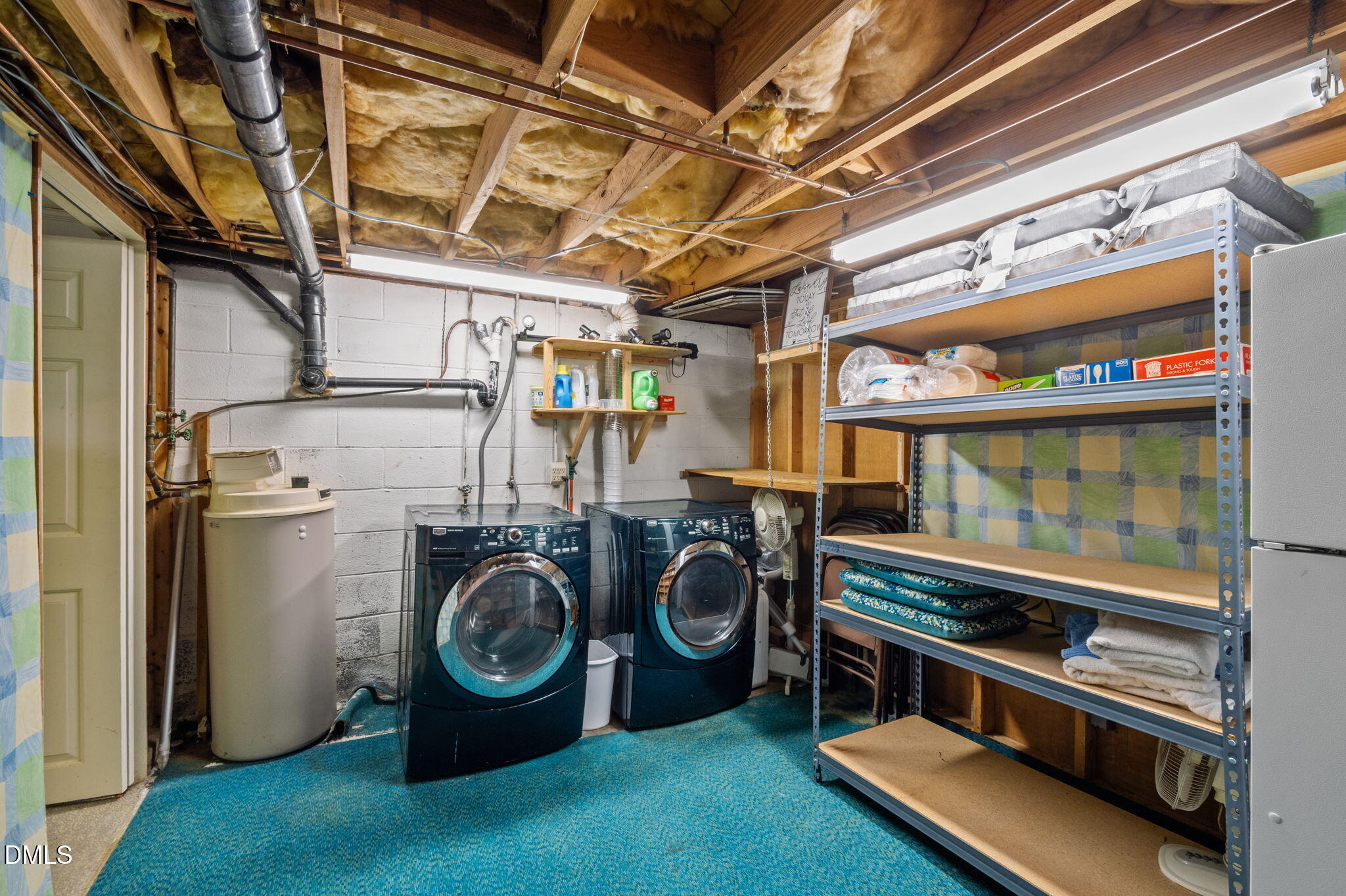 154 Spinnaker Lane Semora, NC 27343 - Photo 41 of 61 a utility room with dryer and washer