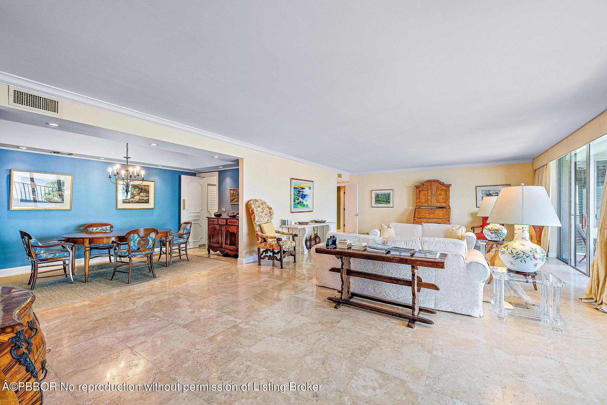 2160 Ibis Isle Road, Unit 9 Palm Beach, FL 33480 - Photo 11 of 44 living room