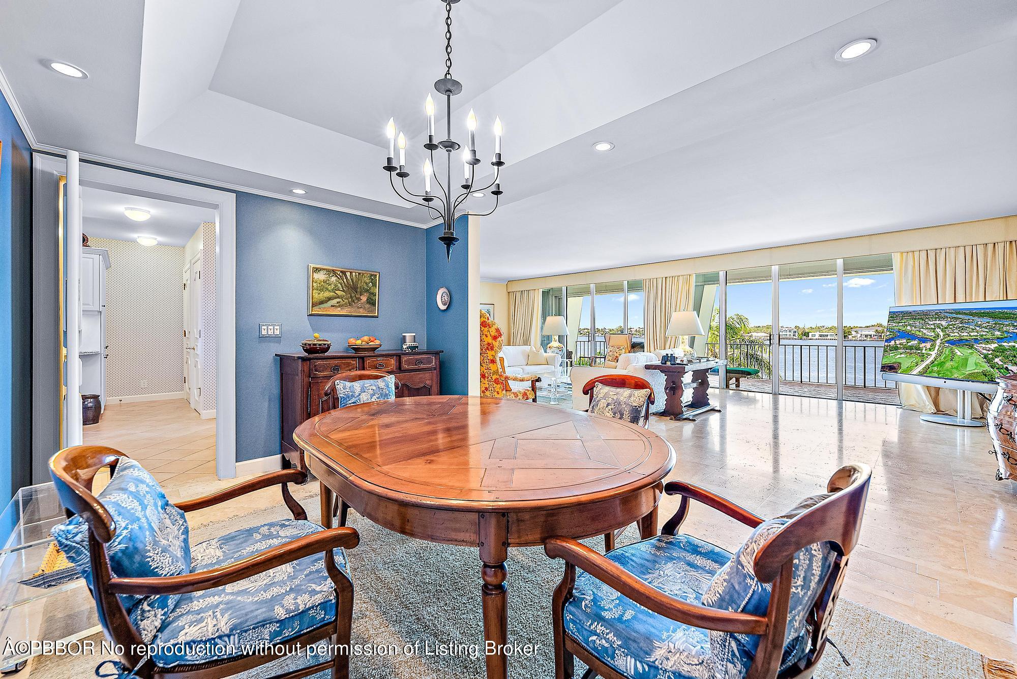 2160 Ibis Isle Road, Unit 9 Palm Beach, FL 33480 - Photo 12 of 44 dining room