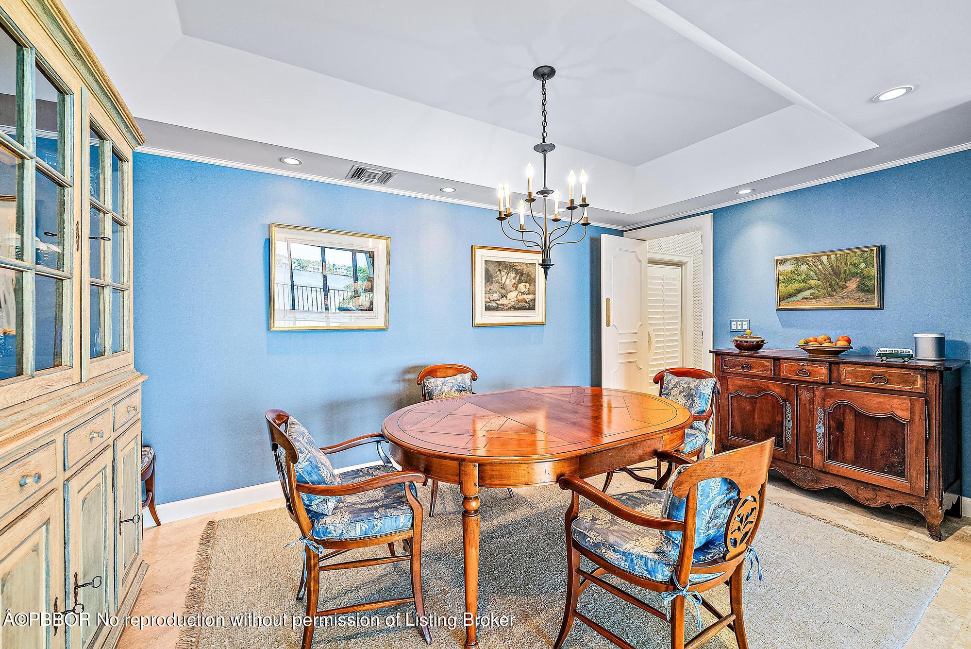 2160 Ibis Isle Road, Unit 9 Palm Beach, FL 33480 - Photo 13 of 44 dining room