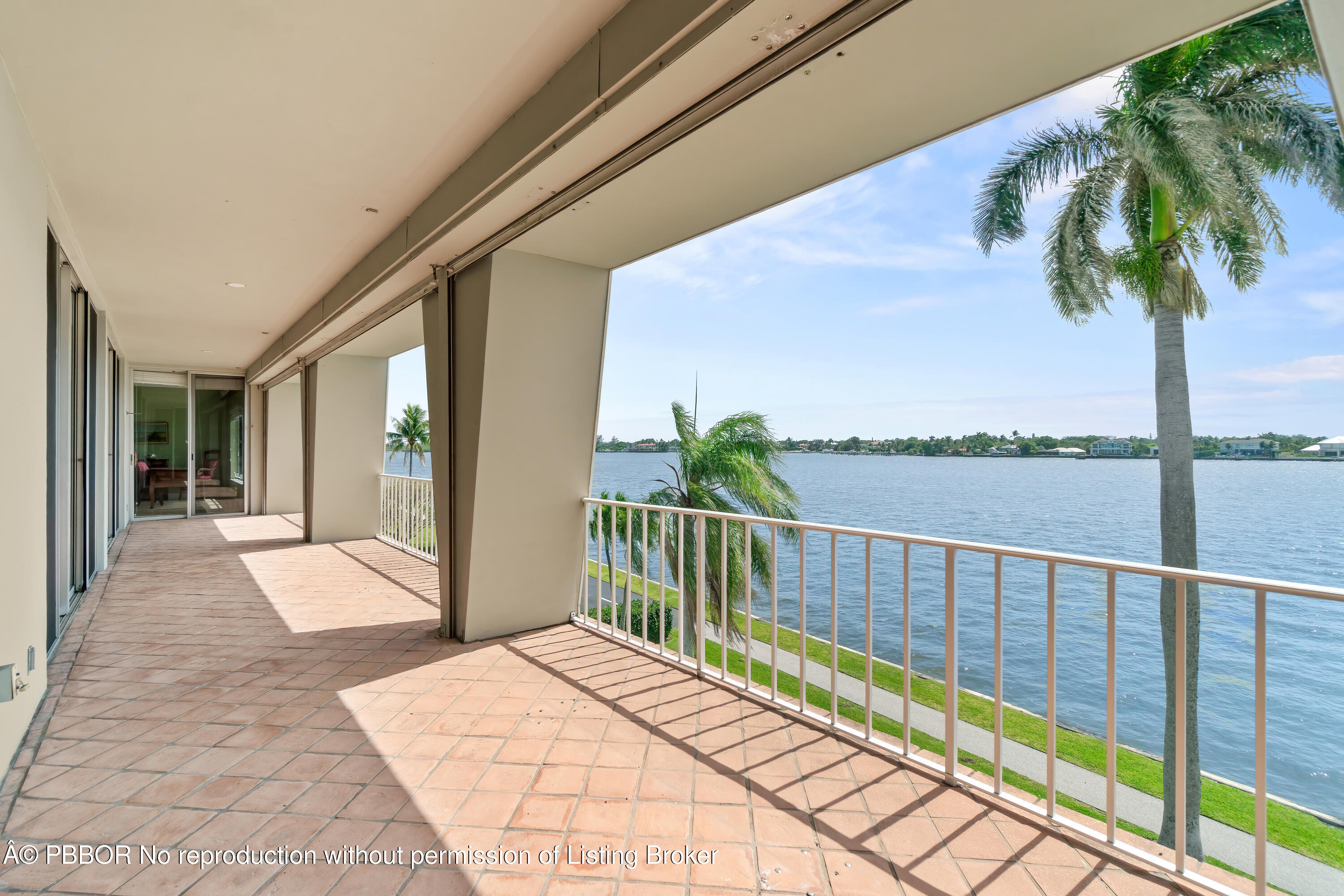2160 Ibis Isle Road, Unit 9 Palm Beach, FL 33480 - Photo 3 of 44 terrace