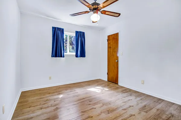 $895,000 | 298 Jenkins Road, Cedar Creek, TX 78612