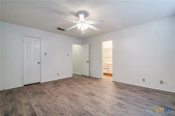 $1,645 | 1078 Stone Trail, New Braunfels, TX 78130