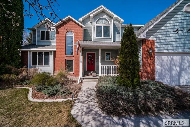 $2,700 | 2940 Sunnybrook Lane, Idaho Falls, ID 83404