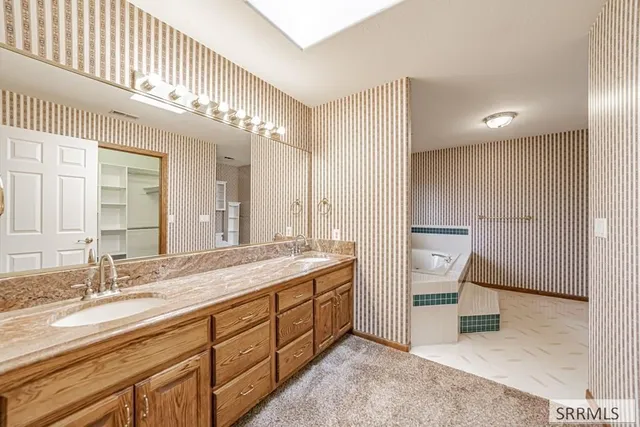 $2,700 | 2940 Sunnybrook Lane, Idaho Falls, ID 83404