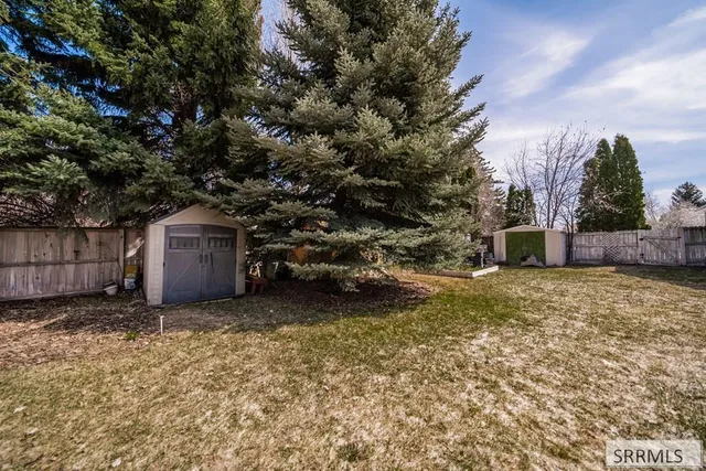 $2,700 | 2940 Sunnybrook Lane, Idaho Falls, ID 83404