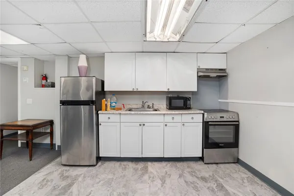 $1,295,000 | 1040 Cranston Street, Cranston, RI 02920