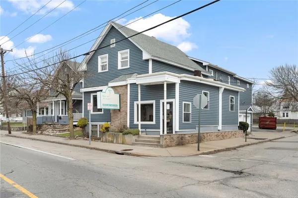 $1,295,000 | 1040 Cranston Street, Cranston, RI 02920