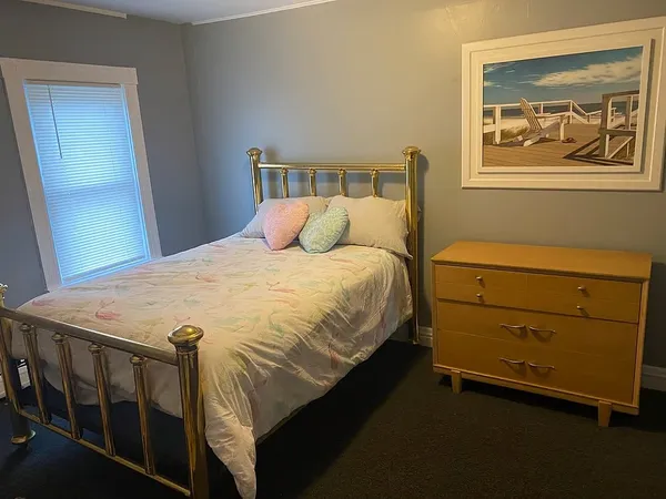 $1,295,000 | 1040 Cranston Street, Cranston, RI 02920