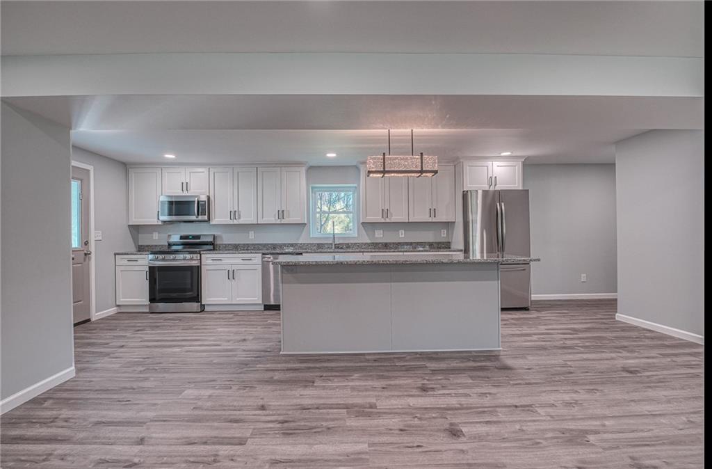 209 Decatur Drive Butler, PA 16002 - Photo 3 of 25