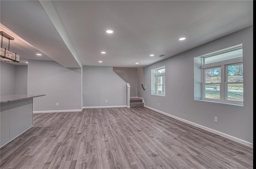 209 Decatur Drive Butler, PA 16002 - Photo 8 of 25